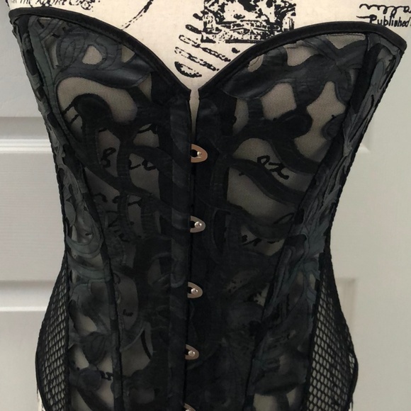 Charmian black stretch fishnet corset - Picture 2 of 6